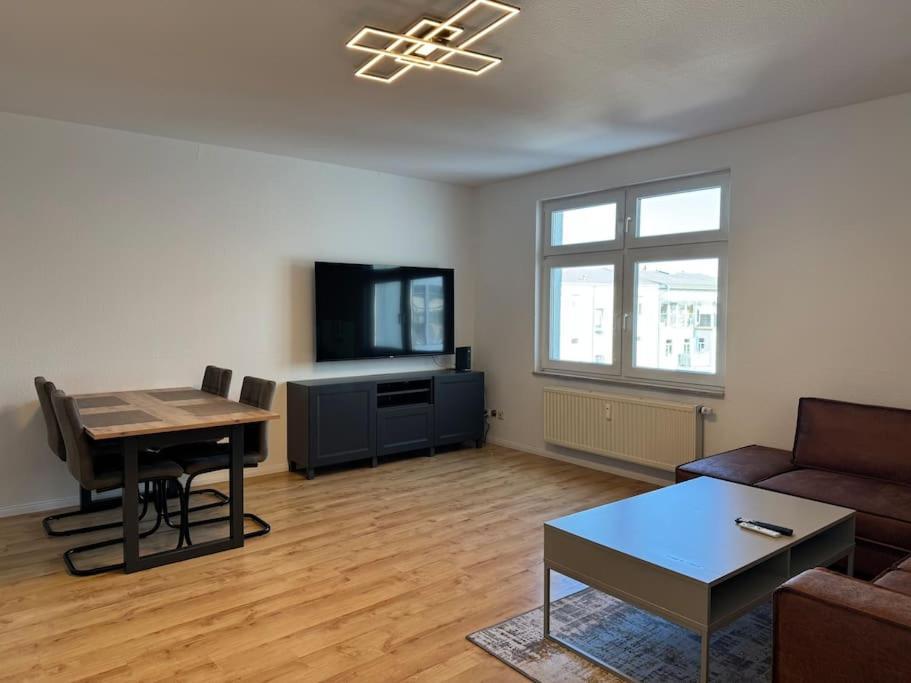 Grosse Wohnung In Schwerin Mitte ภายนอก รูปภาพ