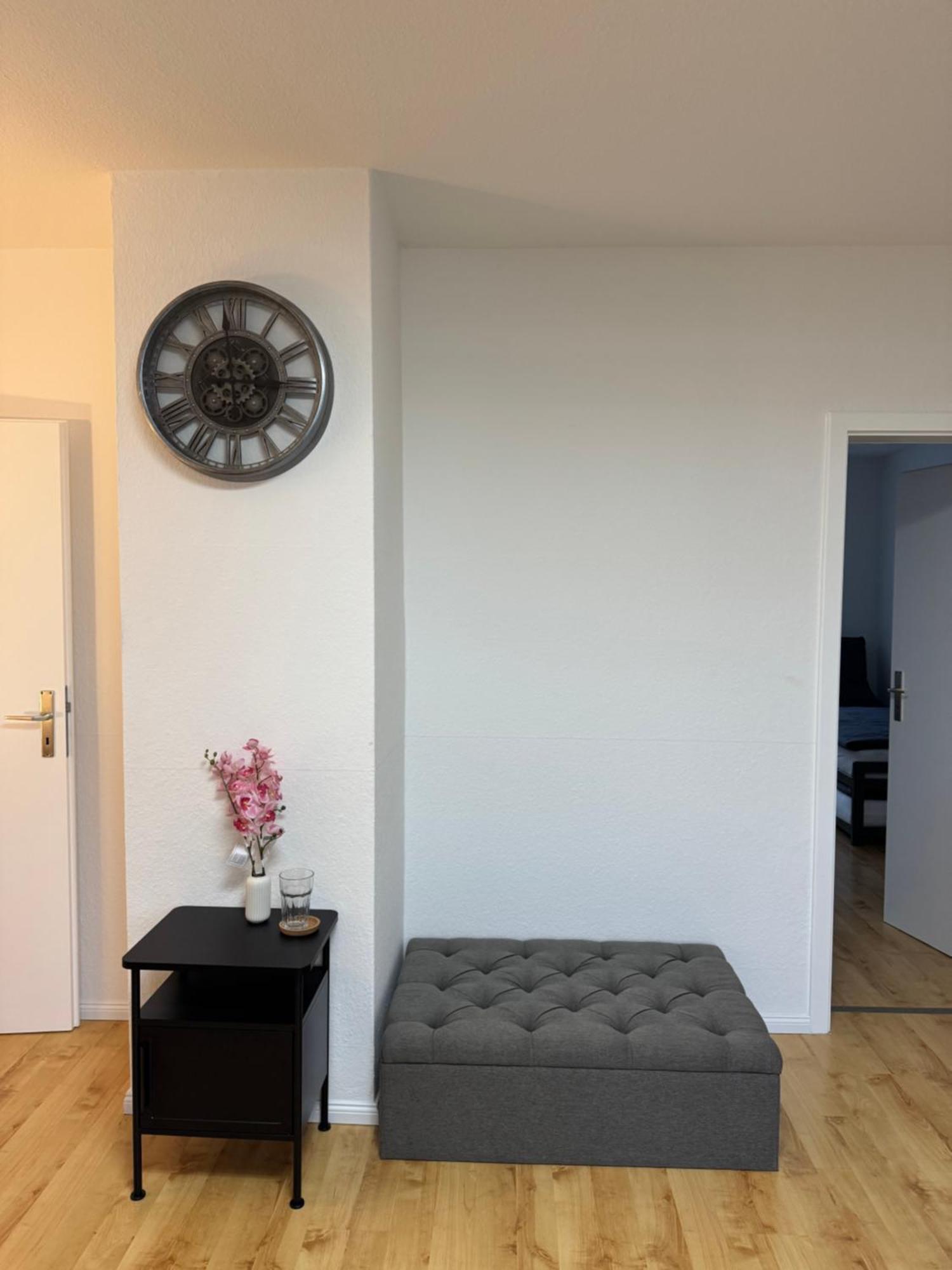 Grosse Wohnung In Schwerin Mitte ภายนอก รูปภาพ